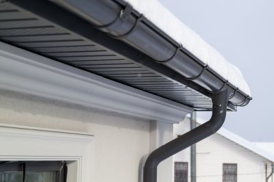 Gutter system with decorative accents